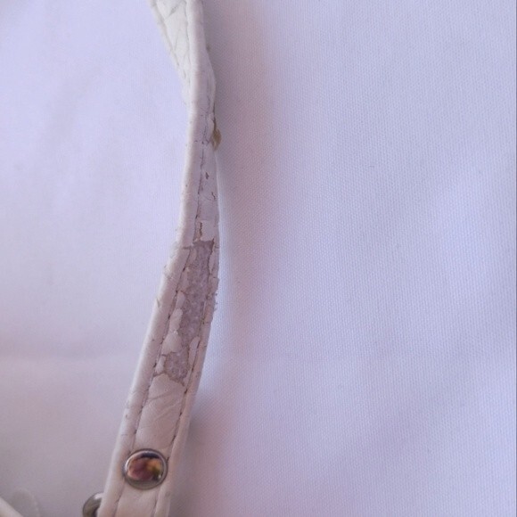 White small clutch - Picture 3 of 4